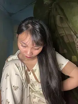 Kim Kelly online show from 04/21/26, 04:23