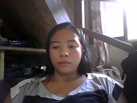 Snapshot of pinayysimple chatting on 04/28/26, 01:04 pinayysimple online show from 04/28/26, 01:04