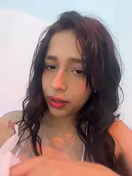 milakitti online show from 06/05/26, 05:58