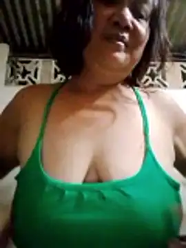 jeanyummytits online show from 06/03/26, 01:25