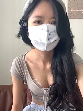 Honey baba online show from 04/13/26, 06:41