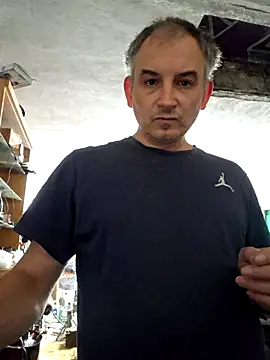 Snapshot of Piotr481 chatting on 05/27/26, 10:01 Piotr481 online show from 05/27/26, 10:01