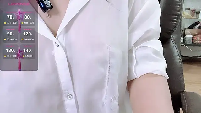 yi-xing online show from 05/25/26, 10:16