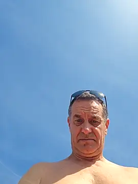 loulouferrari online show from 04/25/26, 03:09