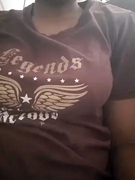 Chathu Queen Girl online show from 04/14/26, 11:16