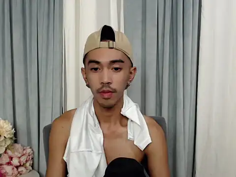 crocodale online show from 04/16/26, 05:03