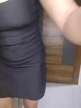 Too yum girl online show from 06/03/26, 01:41