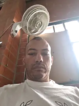 Snapshot of JUDA_STYLE chatting on 04/13/26, 02:00 JUDA STYLE online show from 04/13/26, 02:00