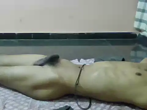 itsmemadhu2019 online show from 04/25/26, 08:06