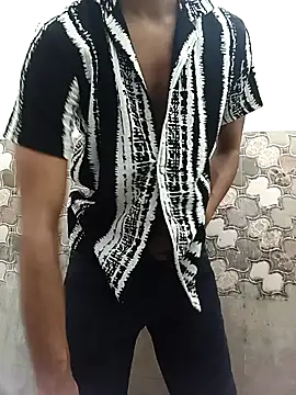 itsmemadhu2019 online show from 05/23/26, 01:04