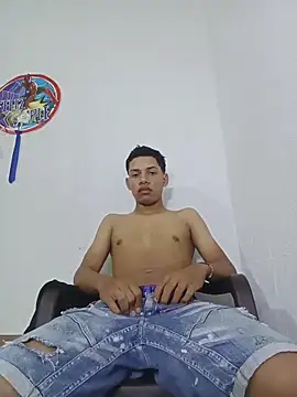 curious straight guy online show from 05/02/26, 01:54