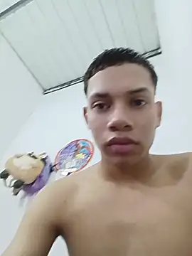 curious straight guy online show from 05/06/26, 12:19