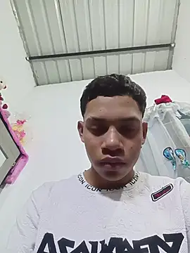 curious straight guy online show from 05/17/26, 06:59