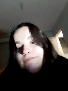 estrell4 online show from 04/24/26, 12:24