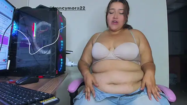 Snapshot of cellycanela_ chatting on 06/12/26, 01:59 cellycanela online show from 06/12/26, 01:59