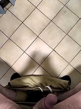 xaviier7777 online show from 04/17/26, 05:10