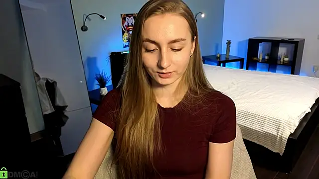 Your Emily25 online show from 05/05/26, 08:55