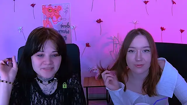 nikki kiss  online show from 04/26/26, 10:24