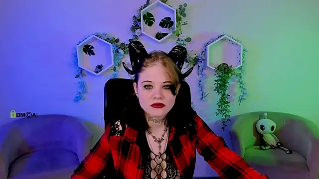 Snapshot of nikki_kiss_ chatting on 06/26/26, 08:30 nikki kiss online show from 06/26/26, 08:30
