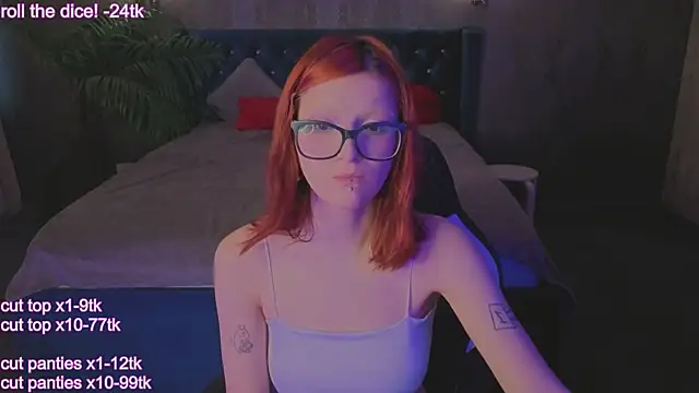 Snapshot of Sheena_coy chatting on 08/08/26, 03:36 Sheena coy online show from 08/08/26, 03:36