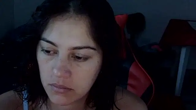 Snapshot of Bandida553 chatting on 06/17/26, 06:09 Bandida553 online show from 06/17/26, 06:09