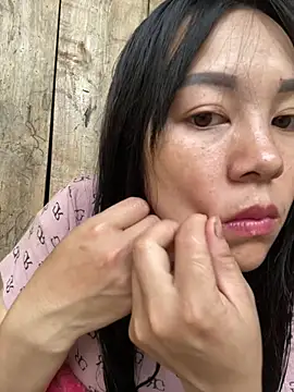 daisy-yeu online show from 04/20/26, 11:02