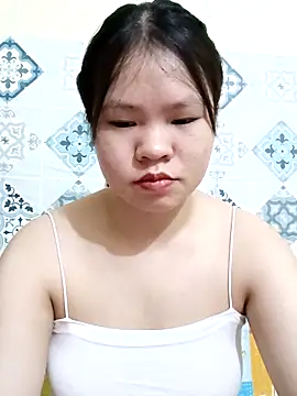 Seraphinahh online show from 05/11/26, 06:27