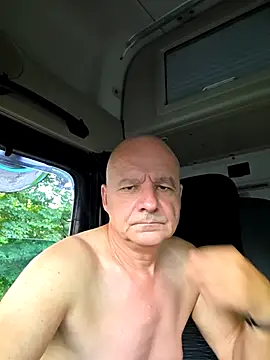 mannohmann5 online show from 06/23/26, 06:28