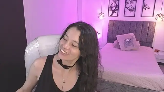 Snapshot of Samantha_bloww1 chatting on 05/14/26, 03:35 Samantha bloww1 online show from 05/14/26, 03:35