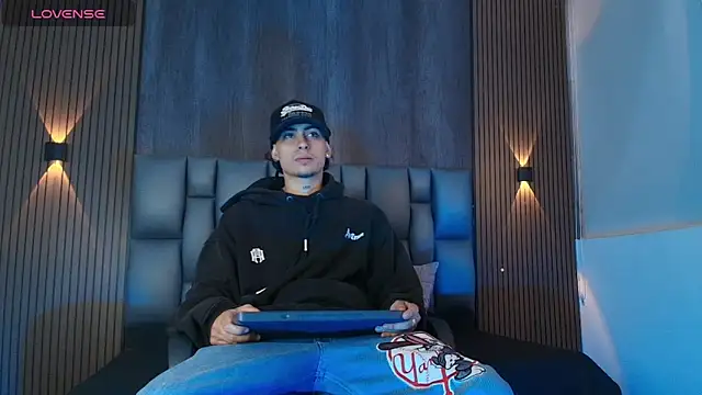 mohamed malik online show from 04/28/26, 12:43
