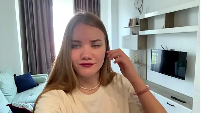 doana bebriti online show from 07/08/26, 10:09