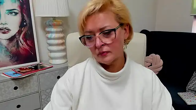 Snapshot of luna_xfantasy chatting on 04/28/26, 06:29 luna xfantasy online show from 04/28/26, 06:29