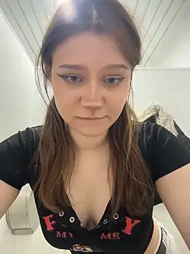 Snapshot of lilimip chatting on 05/15/26, 11:39 lilimip online show from 05/15/26, 11:39