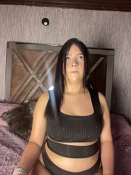 RileyReed Pink online show from 04/16/26, 11:40