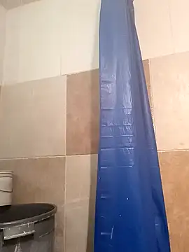 Snapshot of Oskr2024XXX chatting on 12/16/24, 02:16 Oskr2024XXX online show from 12/16/24, 02:16