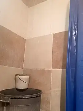 Snapshot of Oskr2024XXX chatting on 12/26/24, 02:05 Oskr2024XXX online show from 12/26/24, 02:05