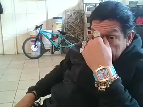 Snapshot of Oskr2024XXX chatting on 01/09/25, 09:05 Oskr2024XXX online show from 01/09/25, 09:05