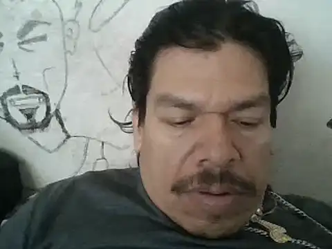 Snapshot of Oskr2024XXX chatting on 01/10/25, 05:02 Oskr2024XXX online show from 01/10/25, 05:02