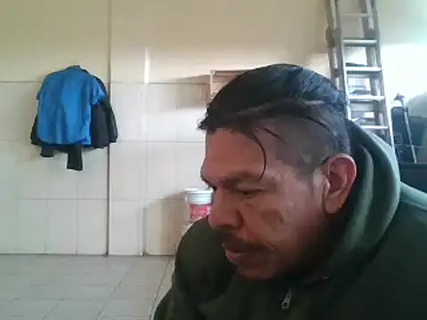 Snapshot of Oskr2024XXX chatting on 01/19/25, 10:28 Oskr2024XXX online show from 01/19/25, 10:28