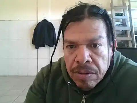 Snapshot of Oskr2024XXX chatting on 03/06/25, 10:47 Oskr2024XXX online show from 03/06/25, 10:47