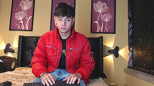 luckk  online show from 04/22/26, 04:37