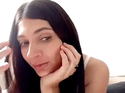 Sassygyrl online show from 04/25/26, 01:41