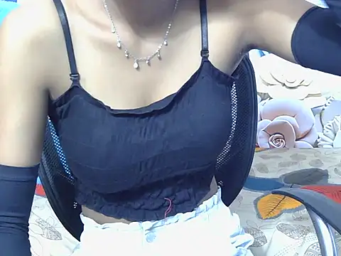 hot-nisha35 online show from 04/30/26, 06:31