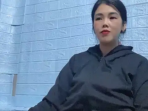 Best-nude online show from 04/23/26, 04:35