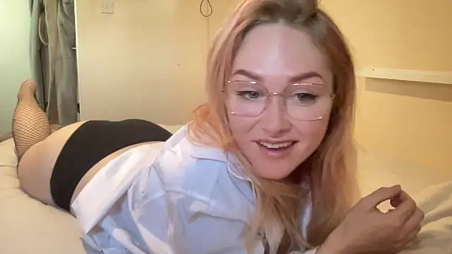 x-aural-x online show from 04/21/26, 10:43