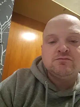 P4YNE online show from 04/18/26, 07:01