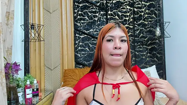 LucianaValdez online show from 04/17/26, 01:36