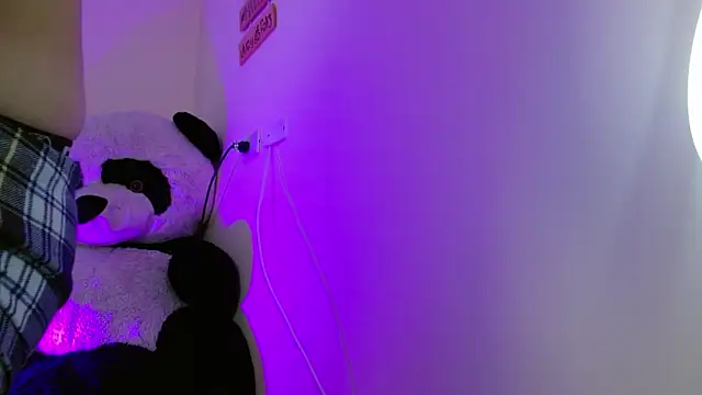 aprildumont online show from 04/20/26, 02:42