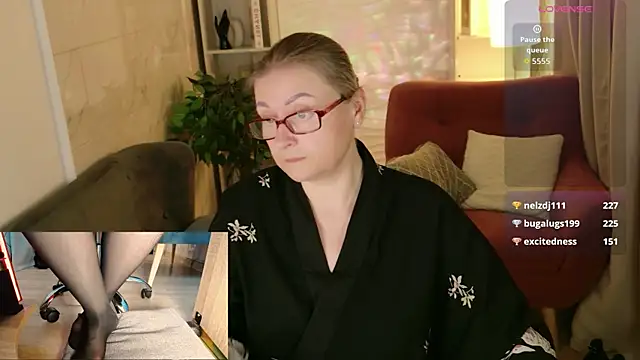 Alexandra Kind online show from 07/01/26, 01:51