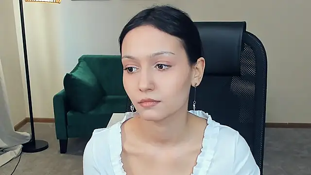 YunEiler online show from 04/15/26, 10:33